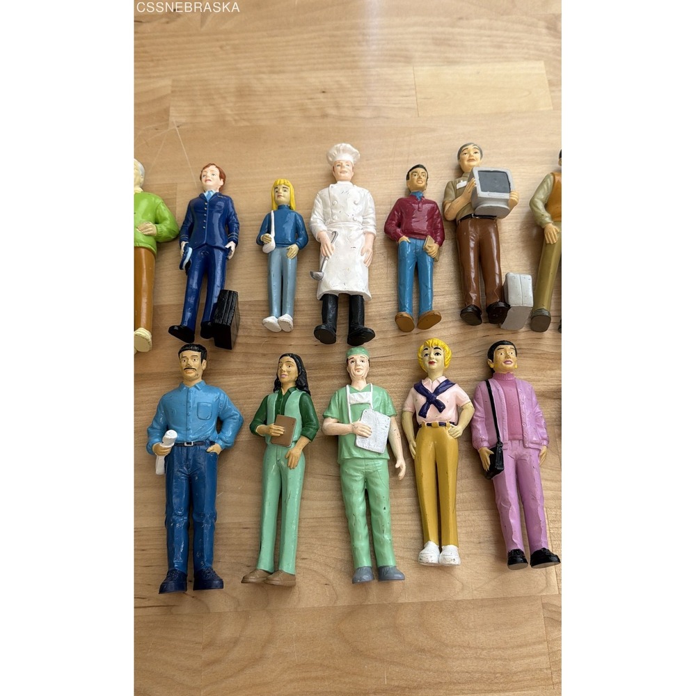 Plastic People Figurine Lot Community Helpers Careers 23 Figures Vintage - Picture 5 of 6